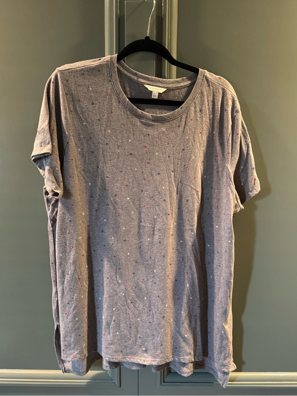 Women’s Crewneck Heather Gray T-Shirt with Subtle Patriotic Star Print